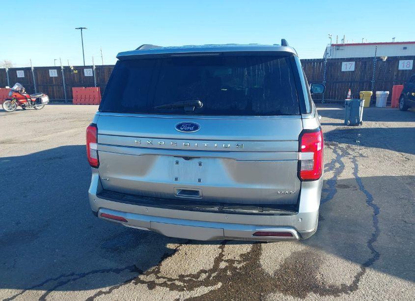 Photo 17 of 2022 Ford Expedition XLT MAX (VIN 1FMJK1JT6NEA58097)