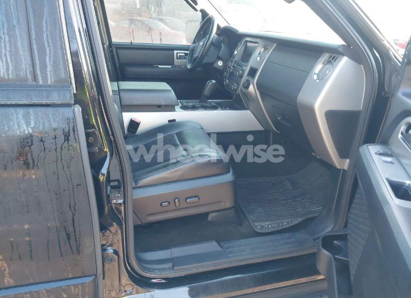 Photo 5 of 2016 Ford Expedition EL XLT (VIN 1FMJK1JT7GEF14515)
