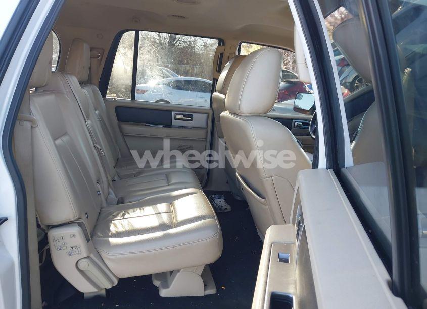 Photo 8 of 2016 Ford Expedition EL XLT (VIN 1FMJK1JT7GEF53895)