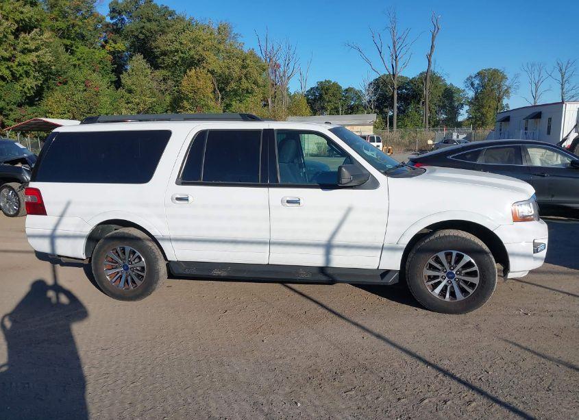 Photo 13 of 2017 Ford Expedition EL XLT (VIN 1FMJK1JT7HEA48926)