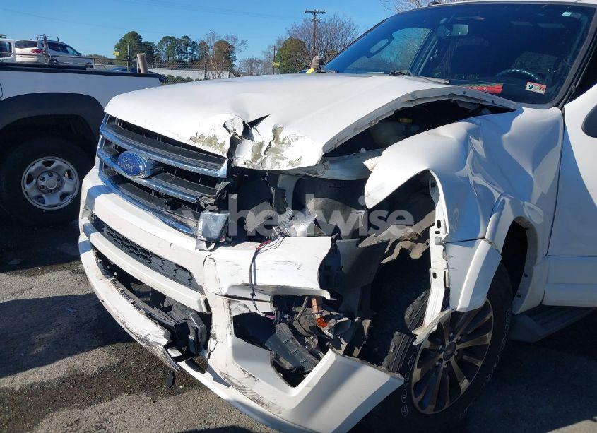 Photo 6 of 2017 Ford Expedition EL XLT (VIN 1FMJK1JT7HEA54287)