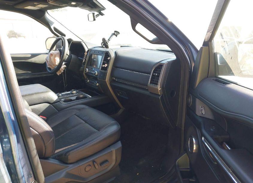Photo 5 of 2020 Ford Expedition XLT MAX (VIN 1FMJK1JT7LEA75147)