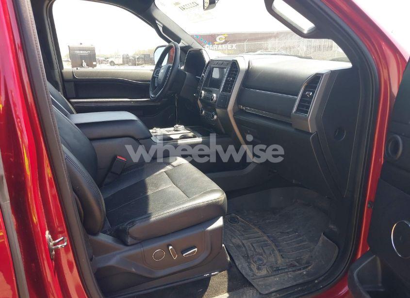 Photo 5 of 2018 Ford Expedition MAX XLT (VIN 1FMJK1JT8JEA47970)