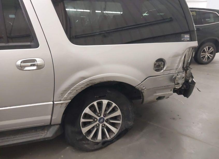 Photo 6 of 2015 Ford Expedition EL XLT/EL KING RANCH (VIN 1FMJK1JT9FEF43741)