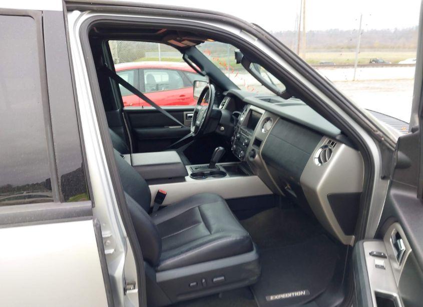 Photo 5 of 2016 Ford Expedition EL XLT (VIN 1FMJK1JT9GEF38086)