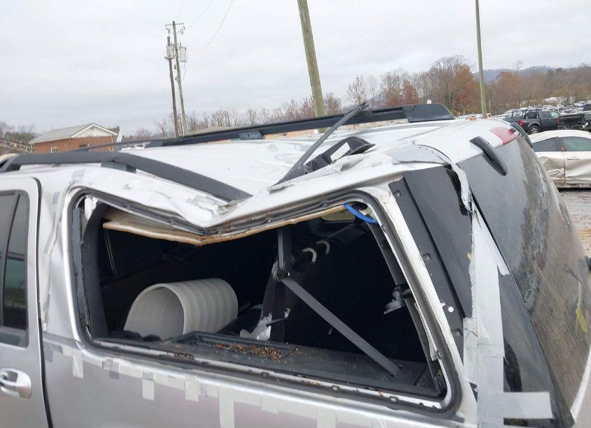 Photo 6 of 2016 Ford Expedition EL XLT (VIN 1FMJK1JT9GEF38086)