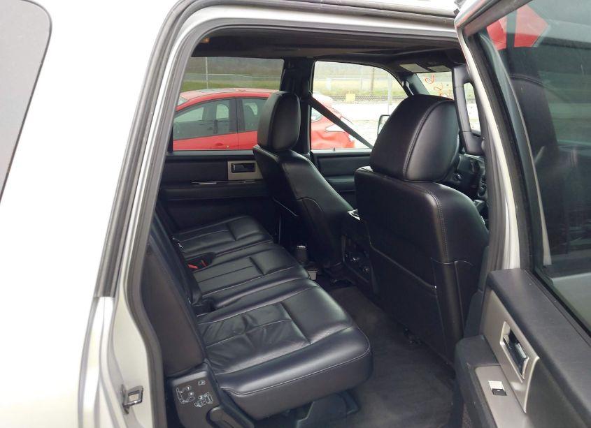 Photo 8 of 2016 Ford Expedition EL XLT (VIN 1FMJK1JT9GEF38086)