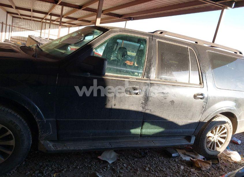 Photo 14 of 2017 Ford Expedition EL XLT (VIN 1FMJK1JT9HEA12221)