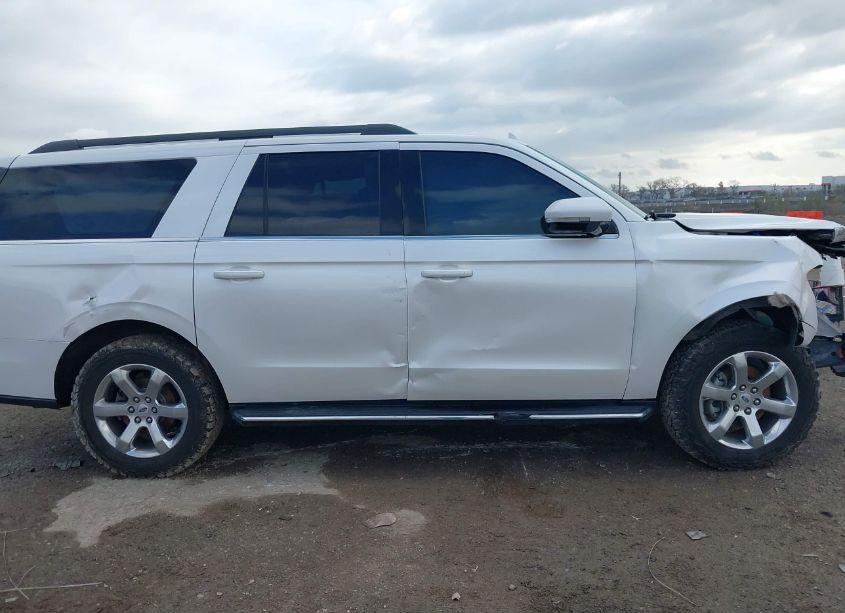 Photo 13 of 2018 Ford Expedition MAX XLT (VIN 1FMJK1JT9JEA39313)