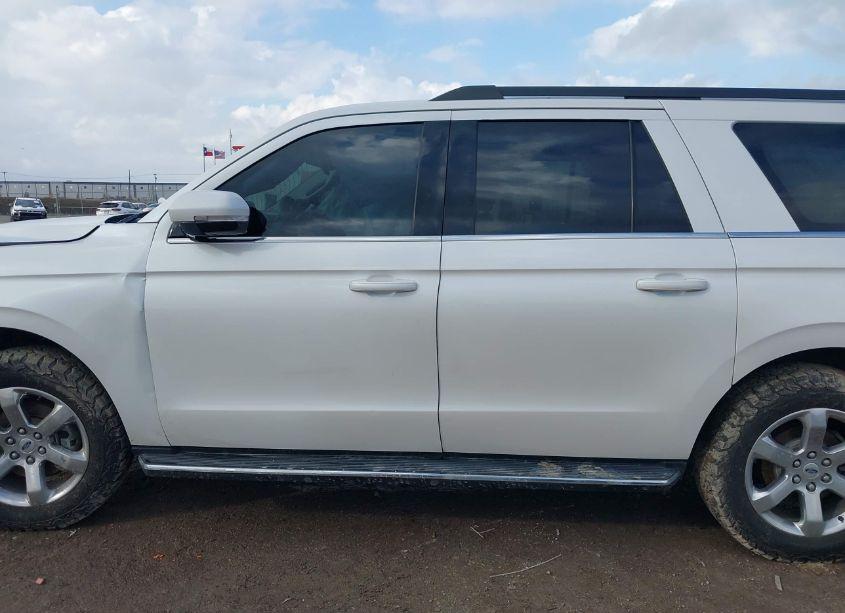Photo 14 of 2018 Ford Expedition MAX XLT (VIN 1FMJK1JT9JEA39313)