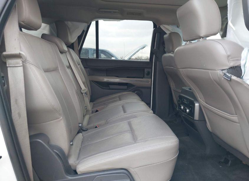 Photo 8 of 2018 Ford Expedition MAX XLT (VIN 1FMJK1JT9JEA39313)