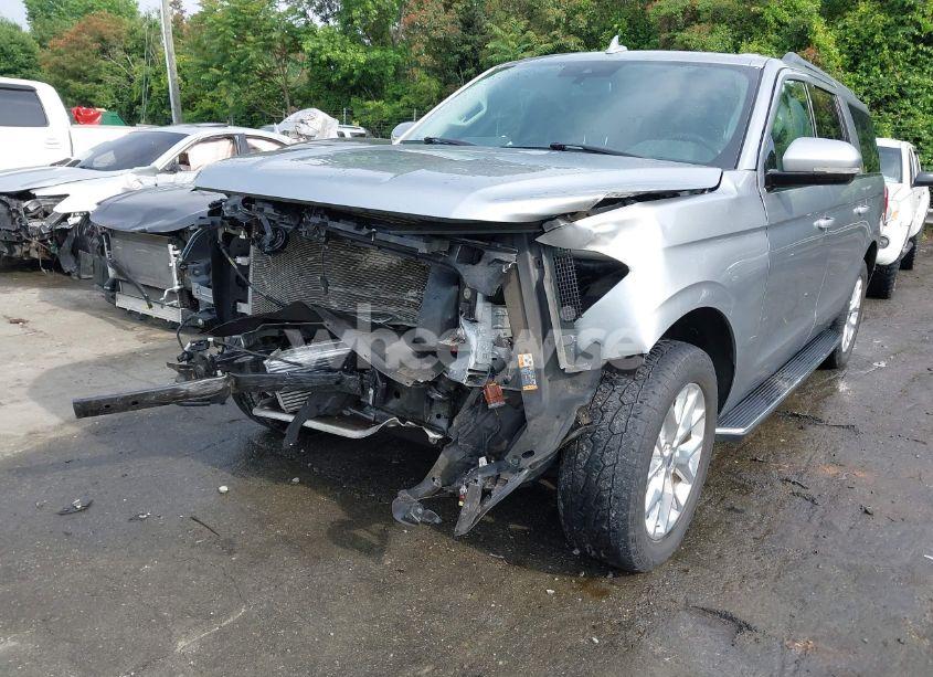 Photo 2 of 2020 Ford Expedition XLT MAX (VIN 1FMJK1JT9LEA68300)