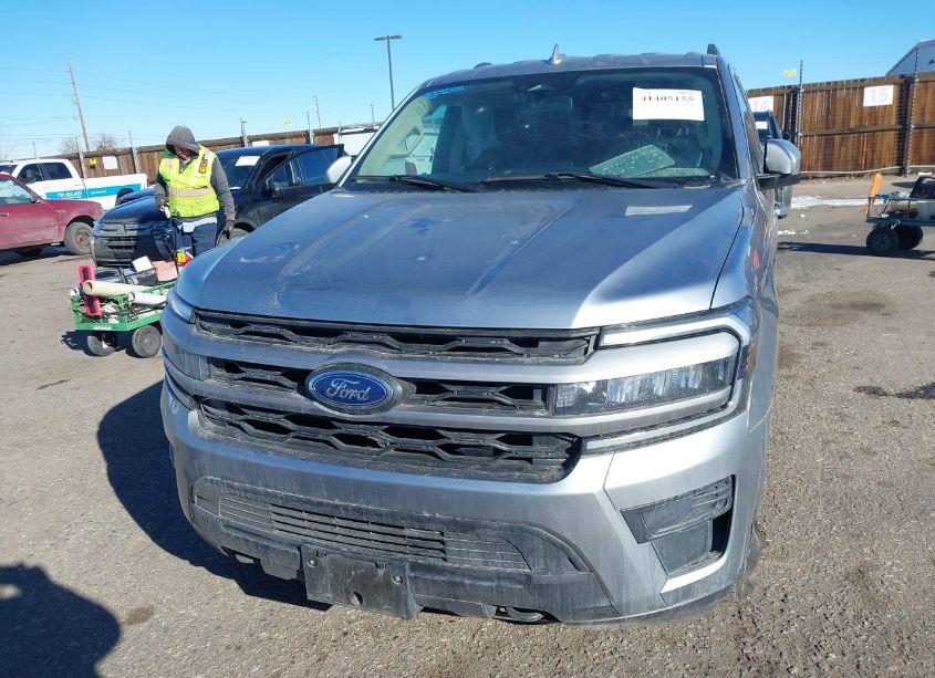 Photo 12 of 2022 Ford Expedition XLT MAX (VIN 1FMJK1JT9NEA27345)