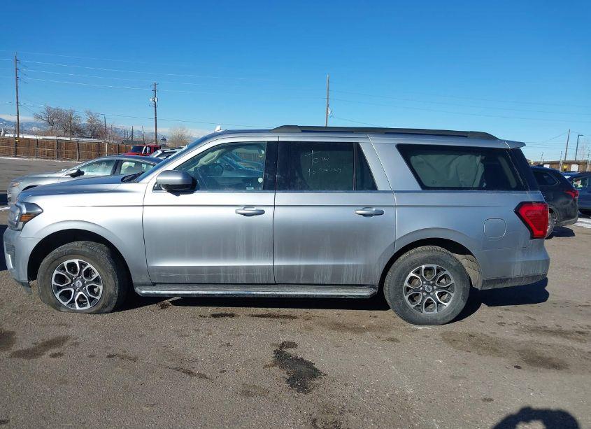 Photo 14 of 2022 Ford Expedition XLT MAX (VIN 1FMJK1JT9NEA27345)