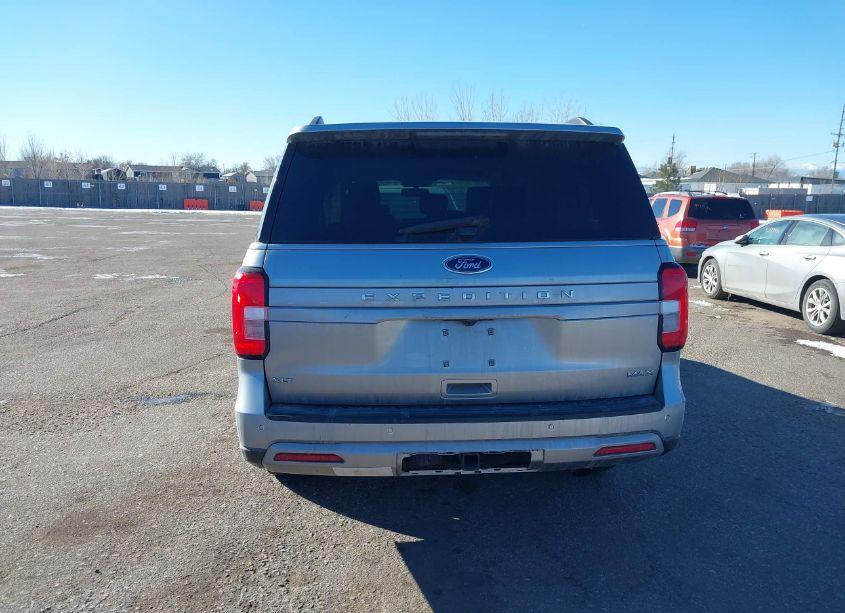 Photo 16 of 2022 Ford Expedition XLT MAX (VIN 1FMJK1JT9NEA27345)