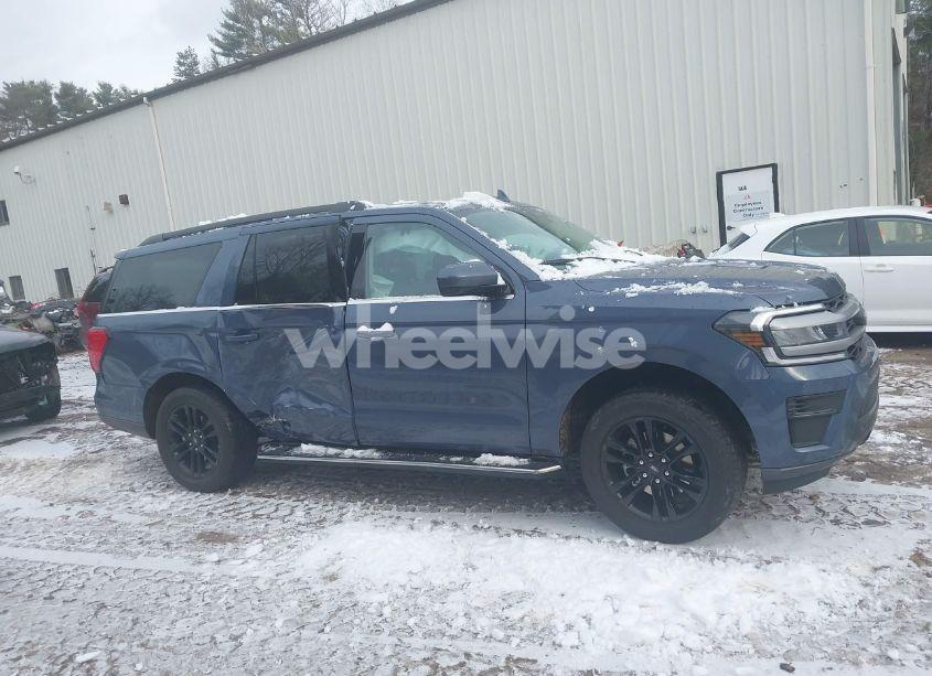 Photo 13 of 2022 Ford Expedition XLT MAX (VIN 1FMJK1JT9NEA54528)