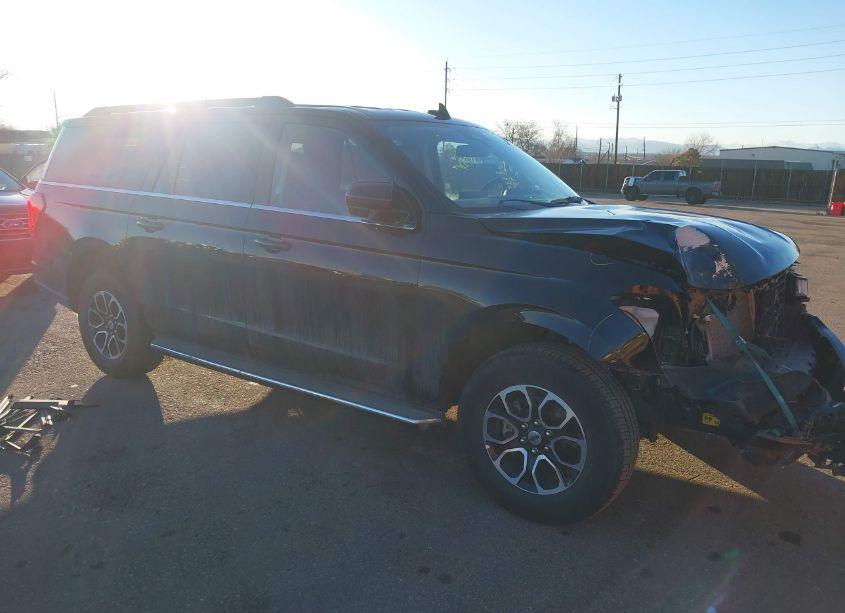 2022 Ford Expedition XLT MAX (VIN 1FMJK1JT9NEA58868) main photo