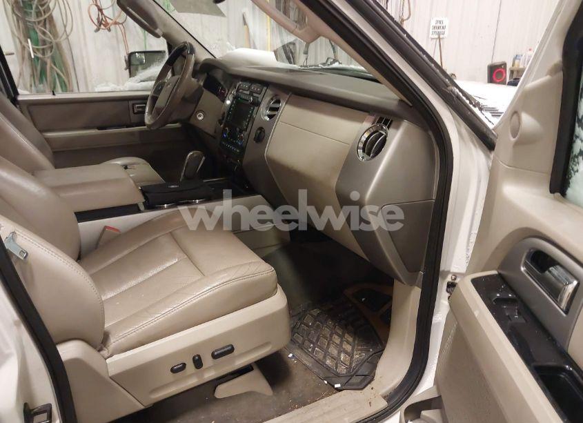Photo 5 of 2013 Ford Expedition EL LIMITED (VIN 1FMJK1K52DEF01750)