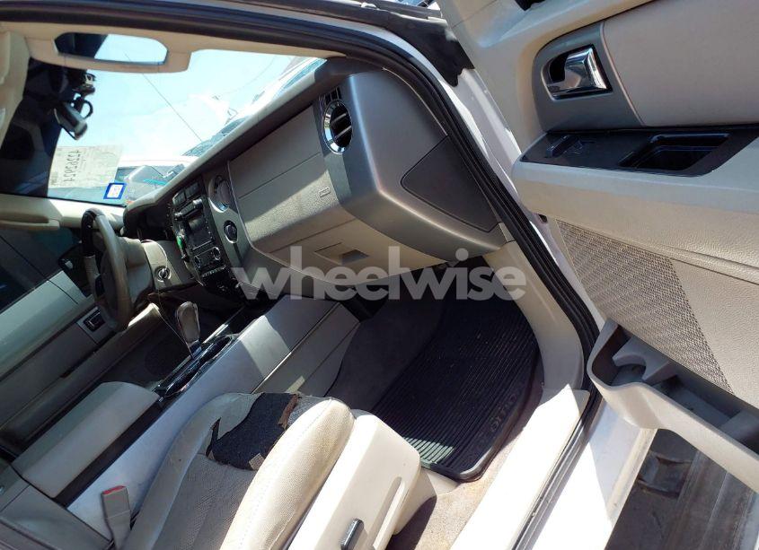 Photo 5 of 2014 Ford Expedition EL LIMITED (VIN 1FMJK1K55EEF13019)