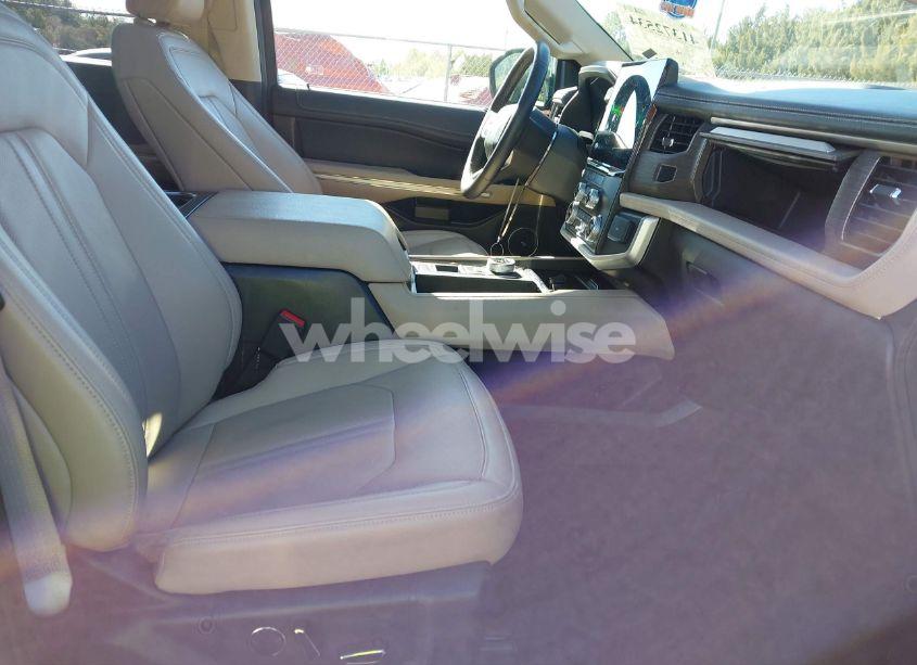 Photo 5 of 2024 Ford Expedition LIMITED MAX (VIN 1FMJK1K80REA46480)