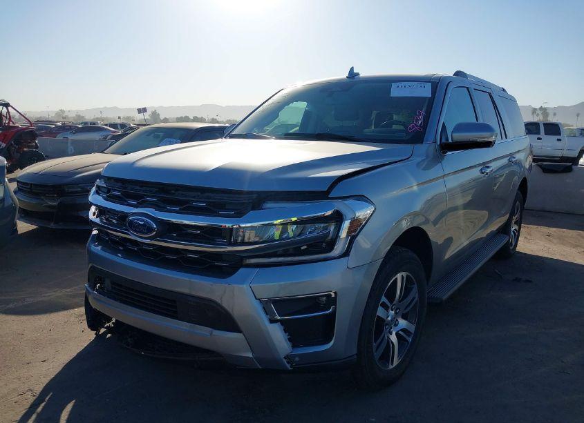 Photo 2 of 2024 Ford Expedition LIMITED MAX (VIN 1FMJK1K81REA53972)