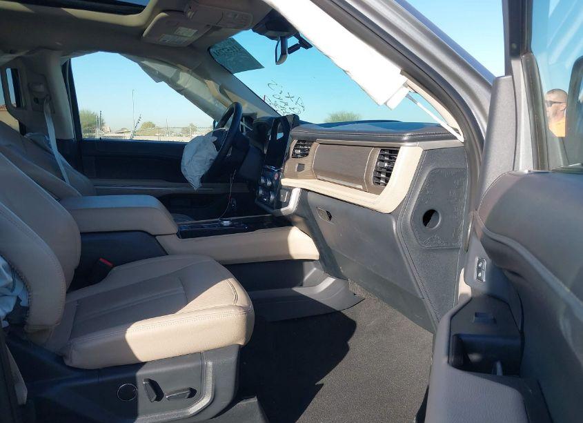 Photo 5 of 2024 Ford Expedition LIMITED MAX (VIN 1FMJK1K81REA53972)