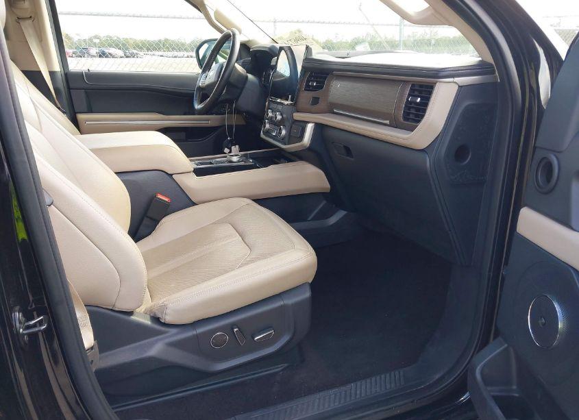 Photo 5 of 2023 Ford Expedition LIMITED MAX (VIN 1FMJK1K84PEA12278)