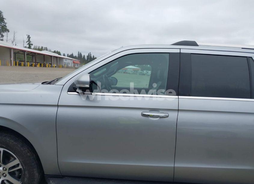 Photo 15 of 2024 Ford Expedition LIMITED MAX (VIN 1FMJK1K85REA29481)