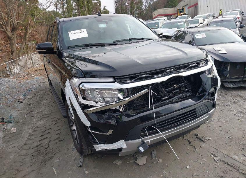 2024 Ford Expedition LIMITED MAX (VIN 1FMJK1K87REA34598) main photo