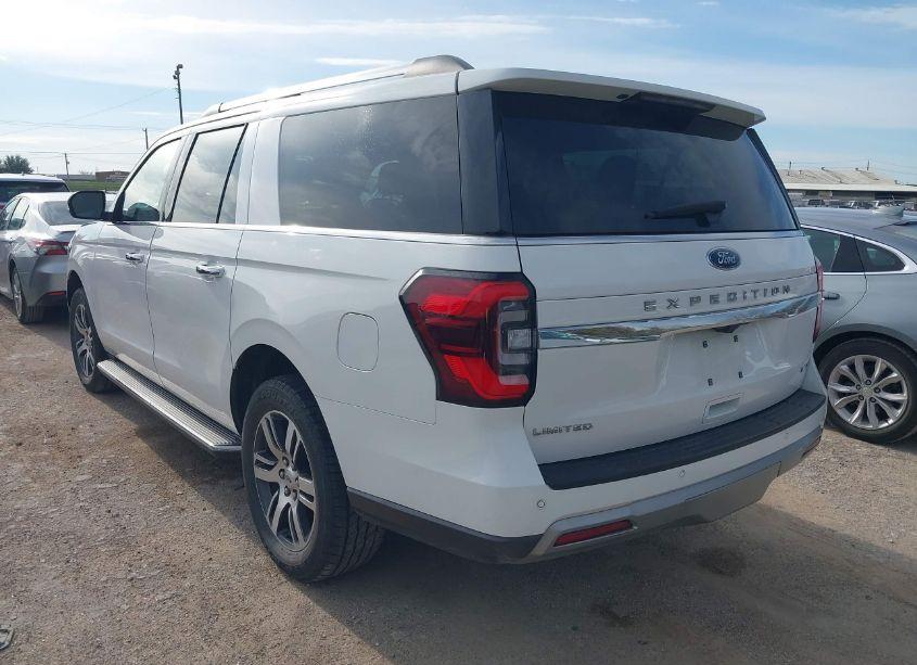 Photo 3 of 2023 Ford Expedition LIMITED MAX (VIN 1FMJK1K88PEA11702)