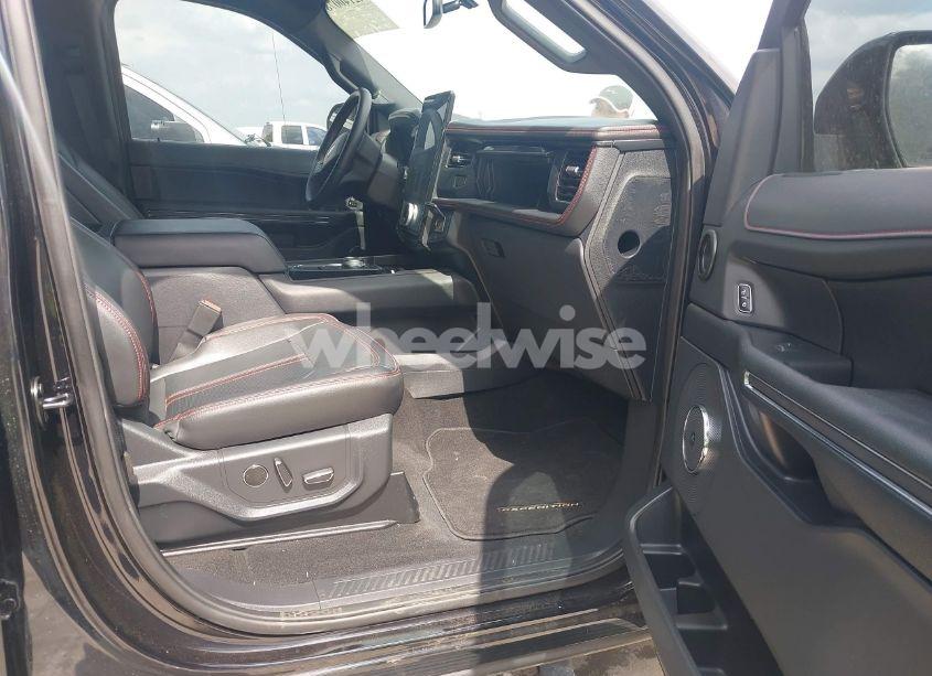 Photo 5 of 2024 Ford Expedition LIMITED MAX (VIN 1FMJK1K88REA01061)