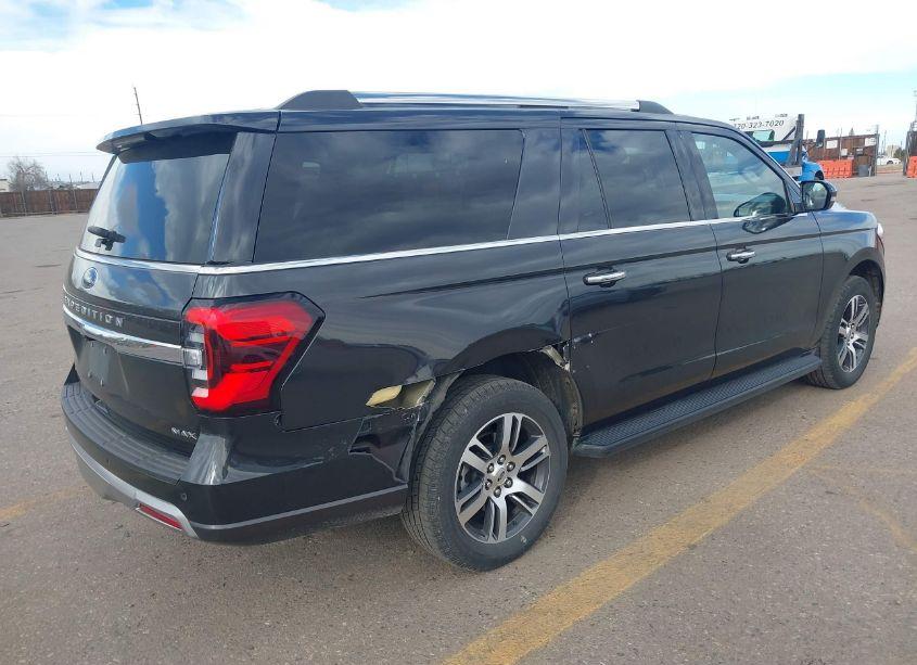 Photo 4 of 2024 Ford Expedition LIMITED MAX (VIN 1FMJK1K8XREA10392)