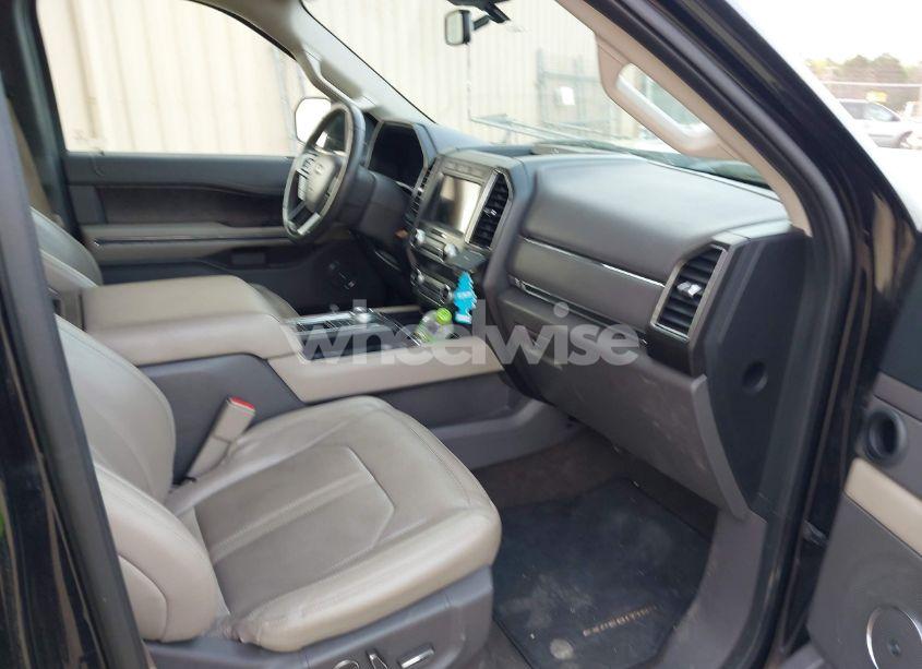 Photo 5 of 2020 Ford Expedition LIMITED MAX (VIN 1FMJK1KT0LEA03821)