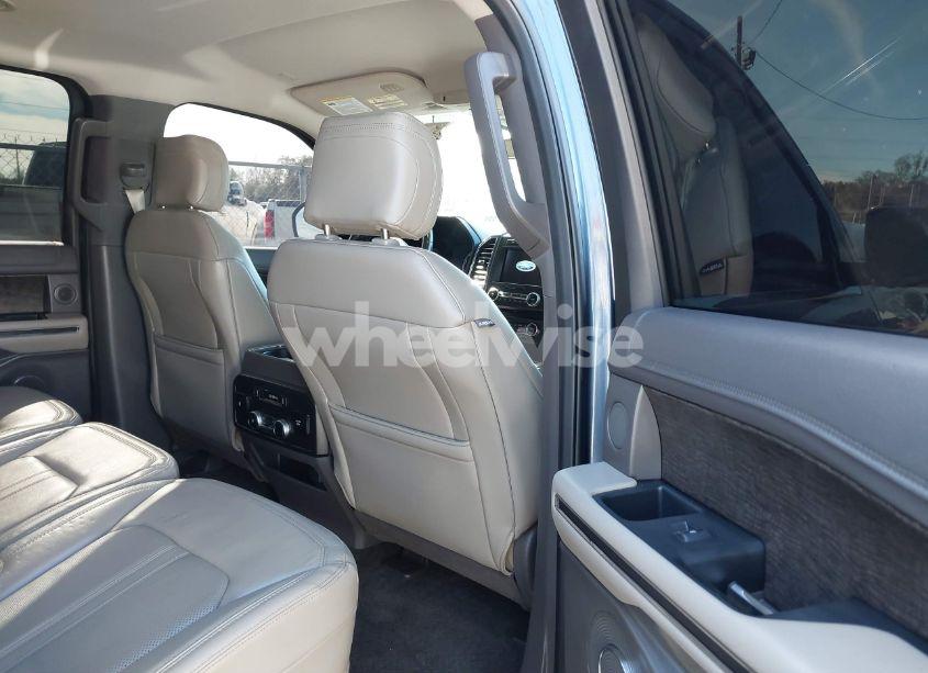 Photo 8 of 2018 Ford Expedition MAX LIMITED (VIN 1FMJK1KT1JEA07874)