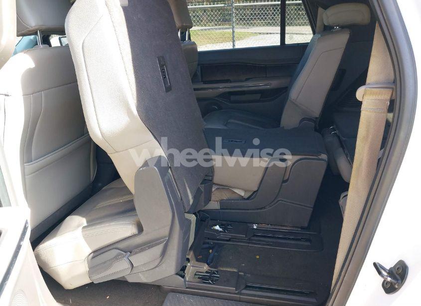 Photo 8 of 2019 Ford Expedition MAX LIMITED (VIN 1FMJK1KT1KEA19346)