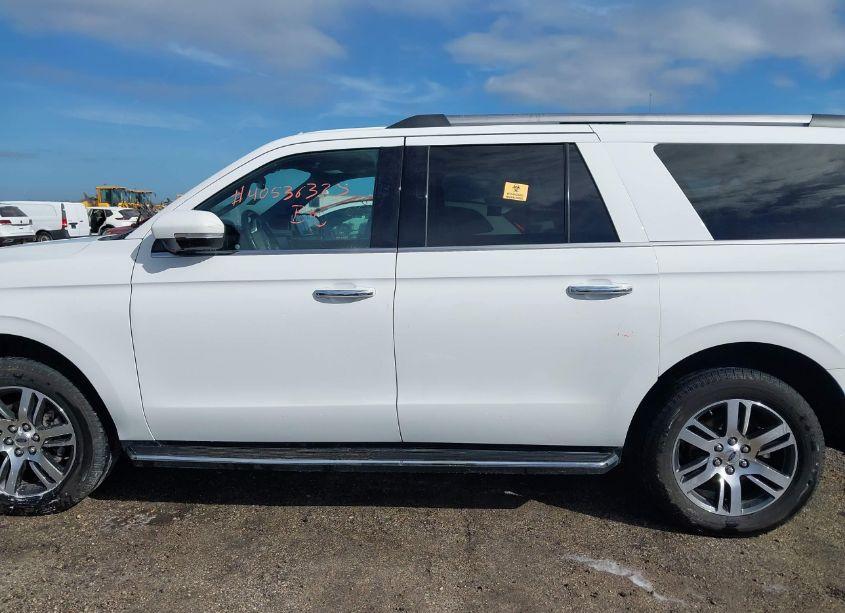 Photo 14 of 2022 Ford Expedition LIMITED MAX (VIN 1FMJK1KT2NEA29307)
