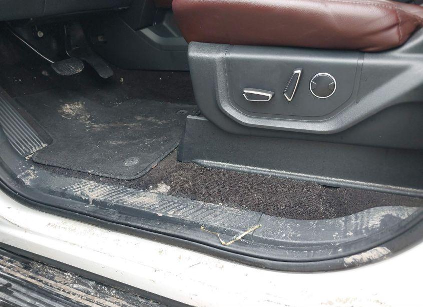 Photo 6 of 2022 Ford Expedition LIMITED MAX (VIN 1FMJK1KT2NEA29307)