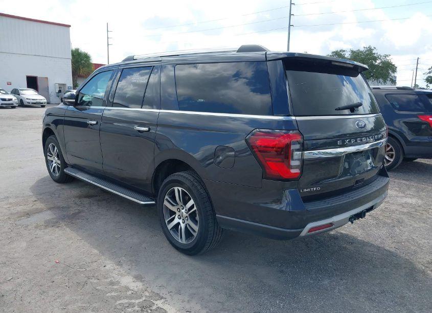 Photo 3 of 2022 Ford Expedition LIMITED MAX (VIN 1FMJK1KT2NEA58032)