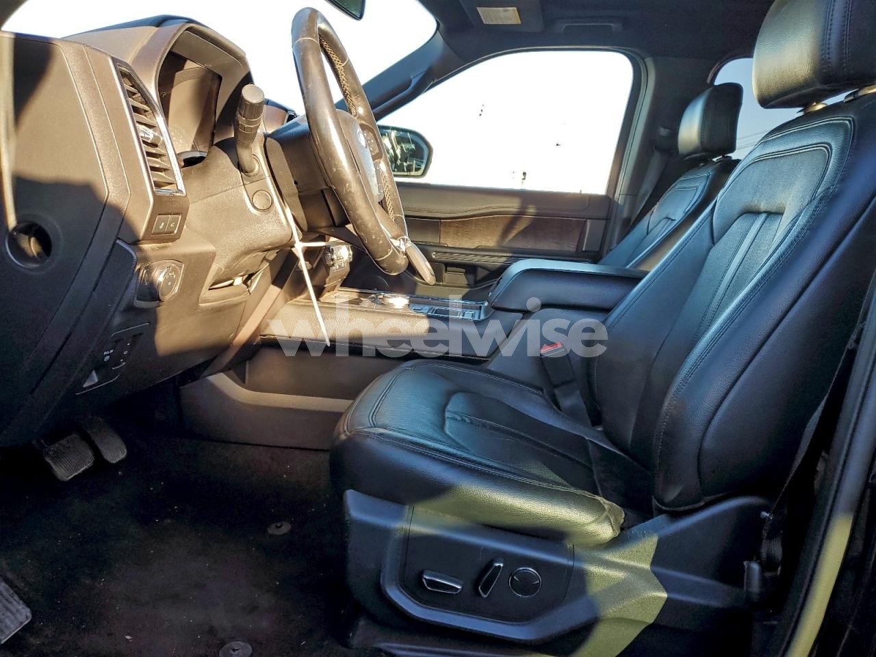 Photo 7 of 2020 FORD EXPEDITION MAX LIMITED (VIN 1FMJK1KT8LEA39207)