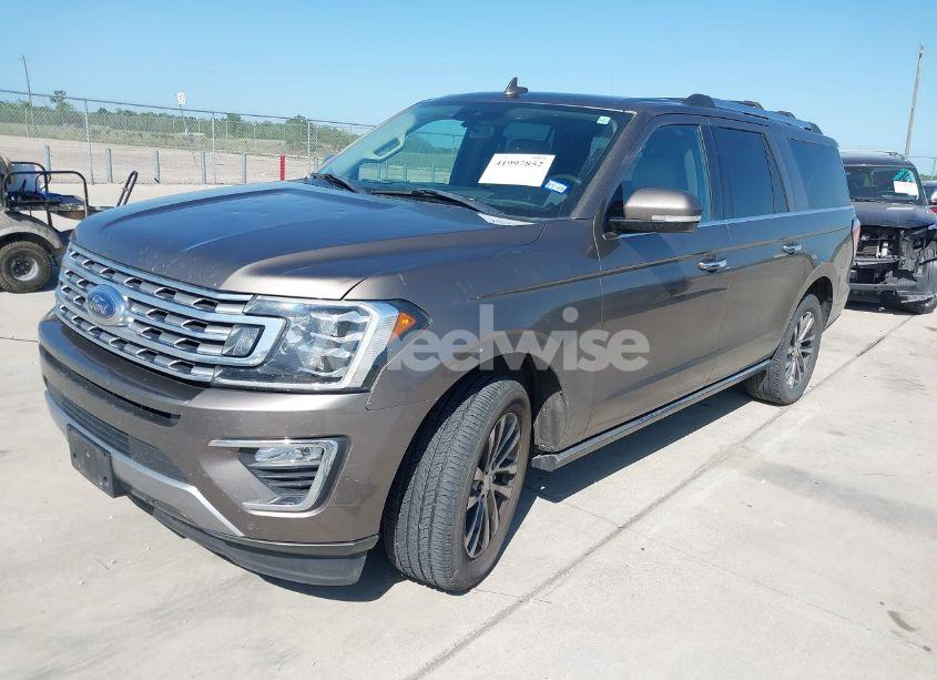 Photo 2 of 2018 Ford Expedition MAX LIMITED (VIN 1FMJK1KT9JEA19626)