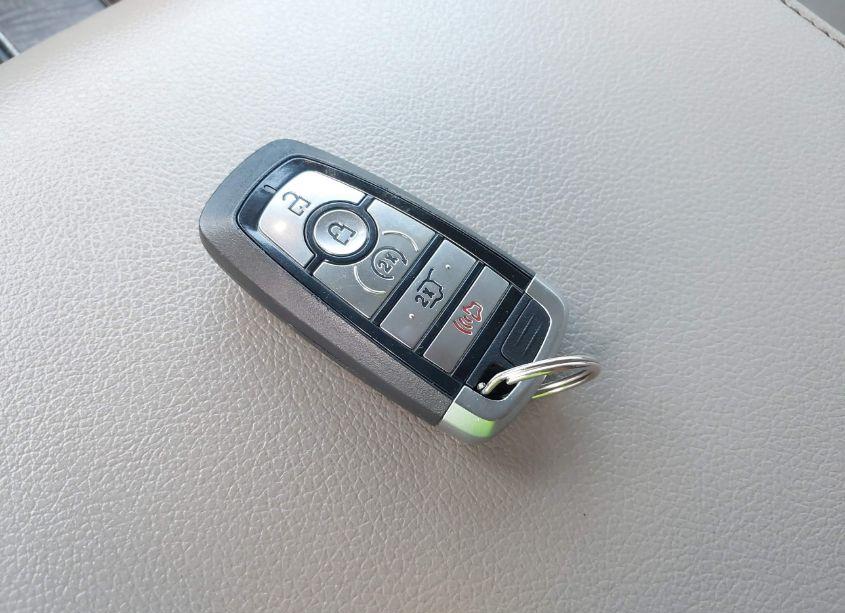 Photo 11 of 2019 Ford Expedition MAX LIMITED (VIN 1FMJK1KT9KEA34497)