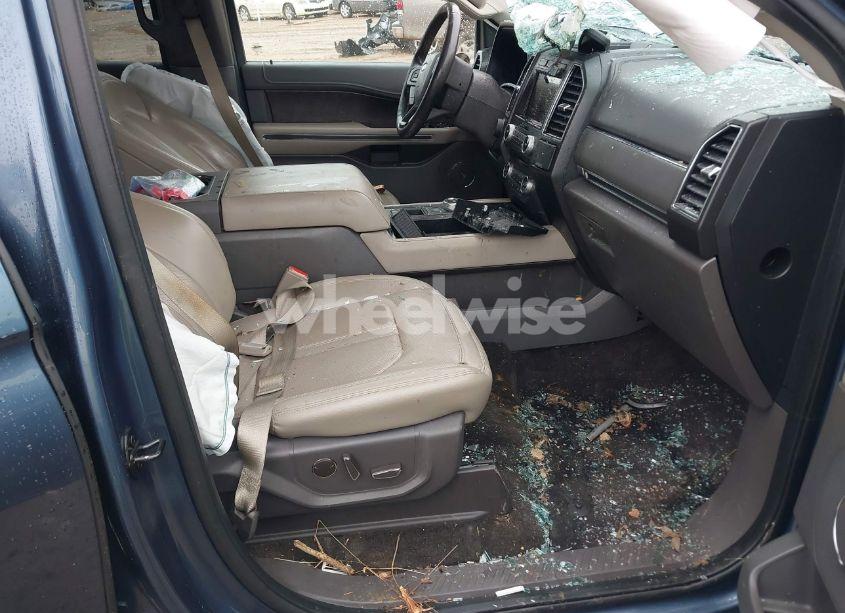 Photo 5 of 2018 Ford Expedition MAX LIMITED (VIN 1FMJK1KTXJEA02981)