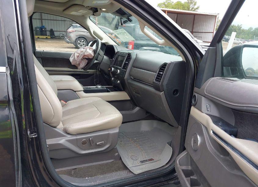 Photo 5 of 2019 Ford Expedition MAX LIMITED (VIN 1FMJK1KTXKEA00746)