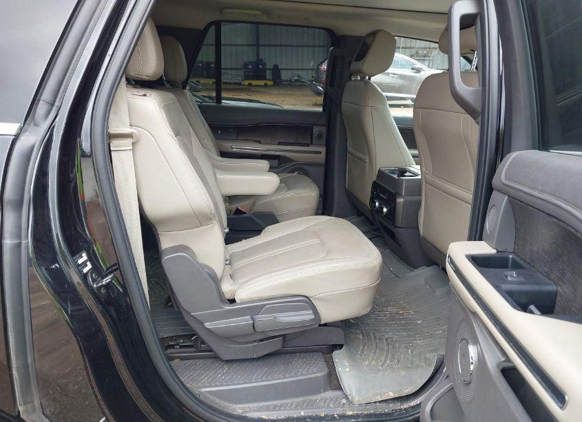Photo 8 of 2019 Ford Expedition MAX LIMITED (VIN 1FMJK1KTXKEA00746)