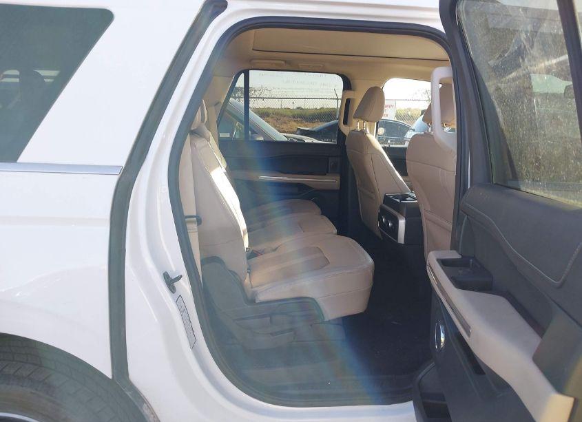 Photo 8 of 2022 Ford Expedition LIMITED MAX (VIN 1FMJK1KTXNEA58019)