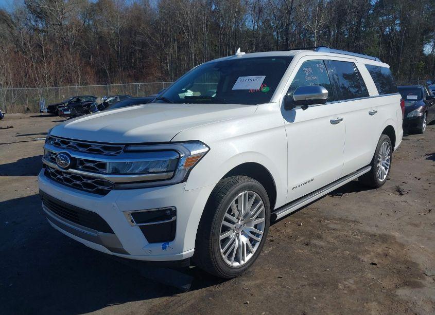 Photo 2 of 2023 Ford Expedition PLATINUM MAX (VIN 1FMJK1L81PEA17517)