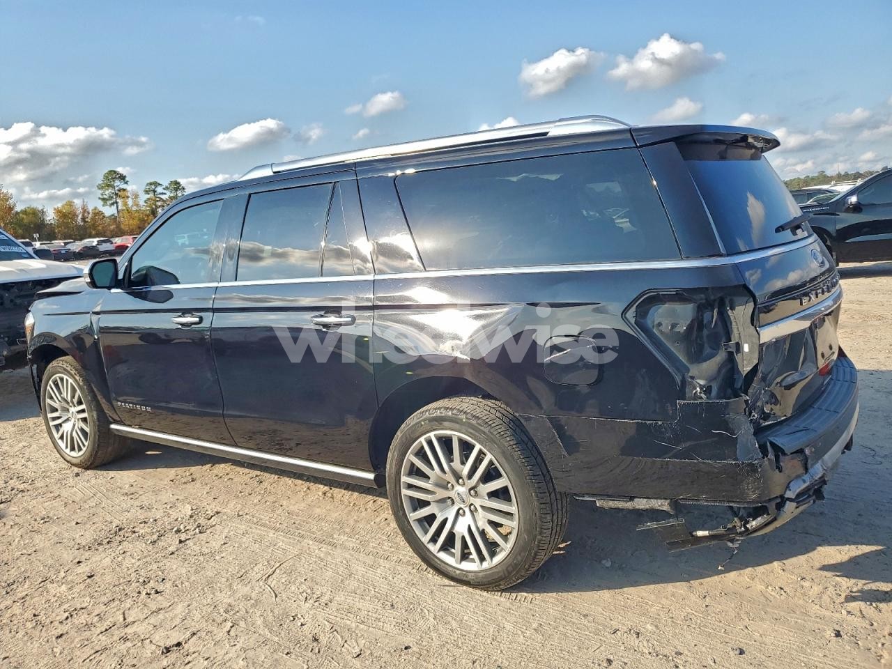 Photo 2 of 2022 FORD EXPEDITION MAX PLATINUM (VIN 1FMJK1LT1NEA15459)