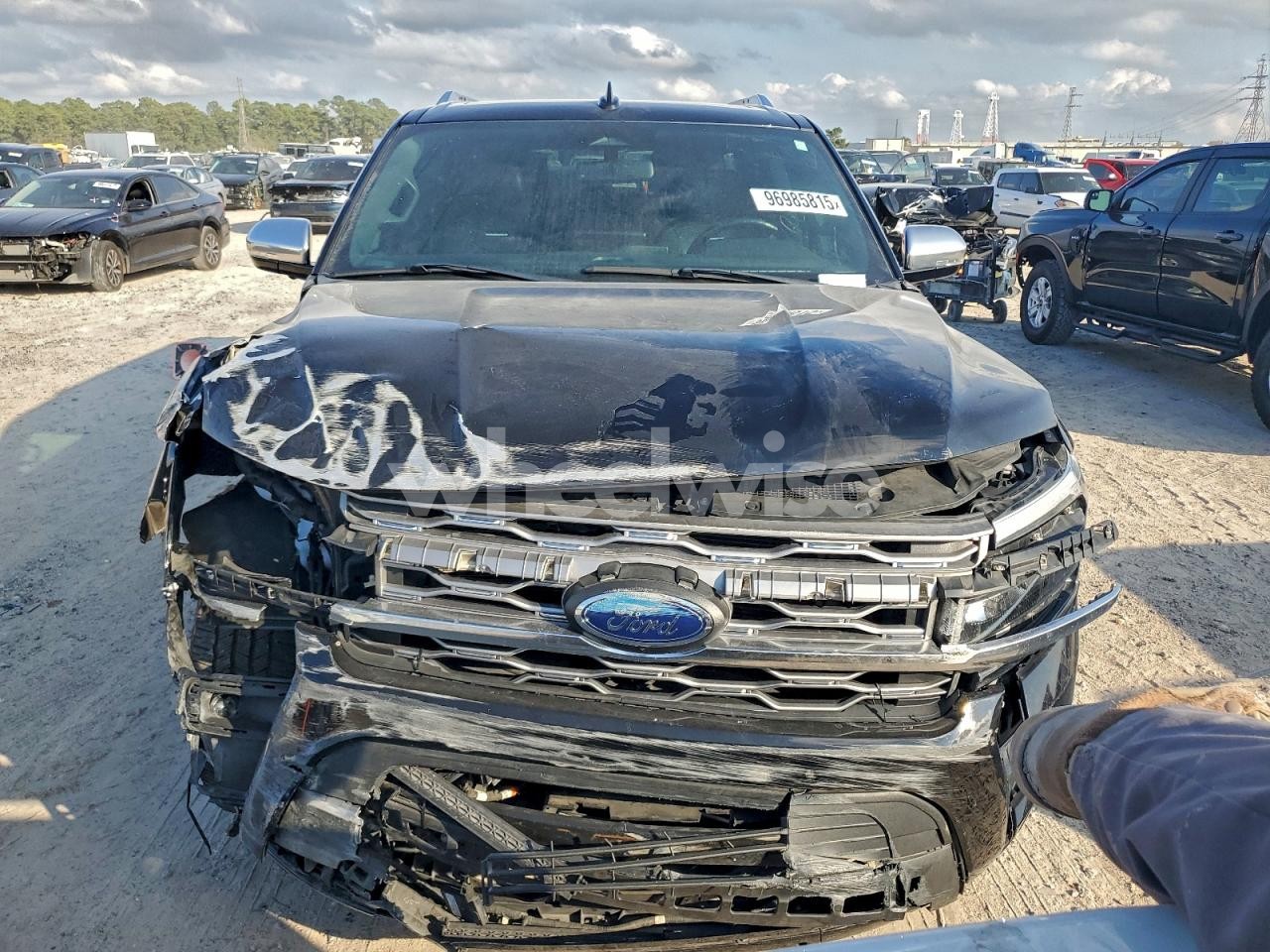 Photo 5 of 2022 FORD EXPEDITION MAX PLATINUM (VIN 1FMJK1LT1NEA15459)