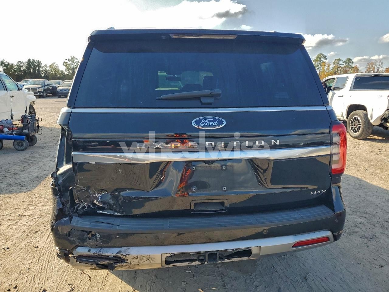 Photo 6 of 2022 FORD EXPEDITION MAX PLATINUM (VIN 1FMJK1LT1NEA15459)
