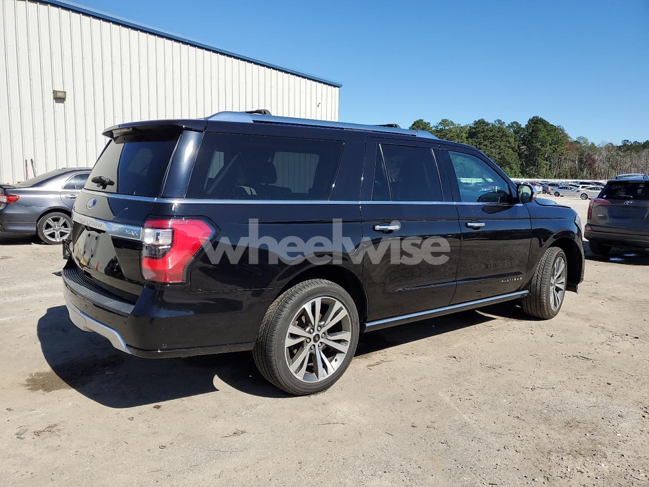 Photo 3 of 2021 FORD EXPEDITION MAX PLATINUM N/A (VIN 1FMJK1LT3MEA03327)